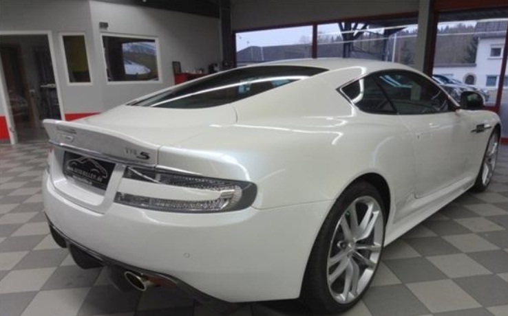 Left hand drive ASTON MARTIN DBS Touchtronic 2+2 